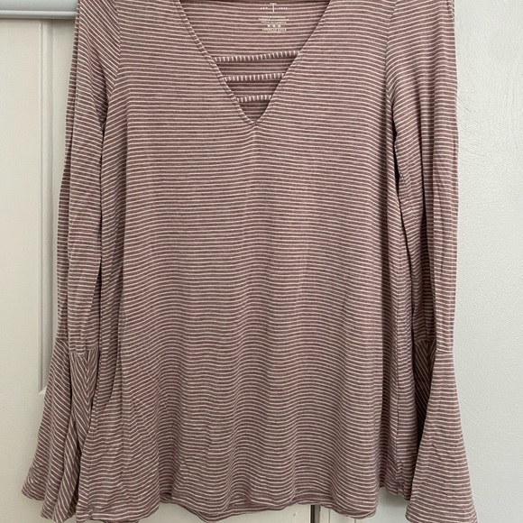 American Eagle Outfitters Tops - American Eagle, Soft & Sexy Long Sleeve Blouse, Mauve & White Striped, Size M